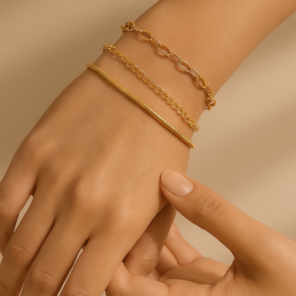 Effortless Chic Gold Bracelet Stack: Timeless Layers for Every Look